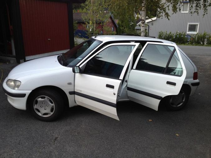 PEUGEOT 106 diesel 4cv bon états générale