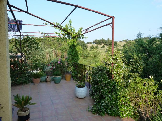 VILLA T5 MONTLEGUN QUARTIER CALME