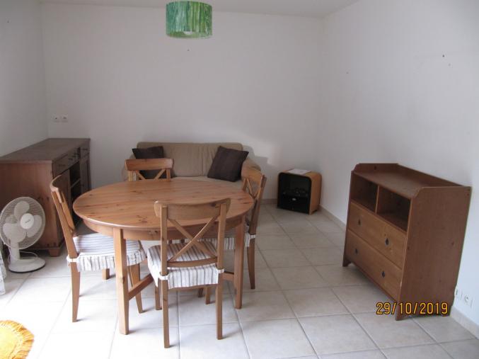 T2 à l'année à HYERES la madrague