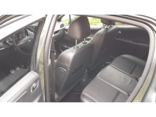 Peugeot 207 (2)