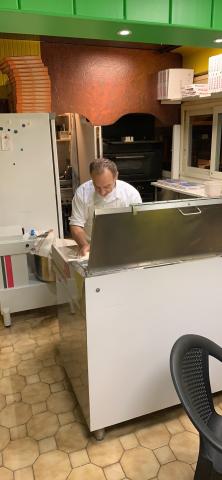 PIZZERIA d’angle depuis 1983