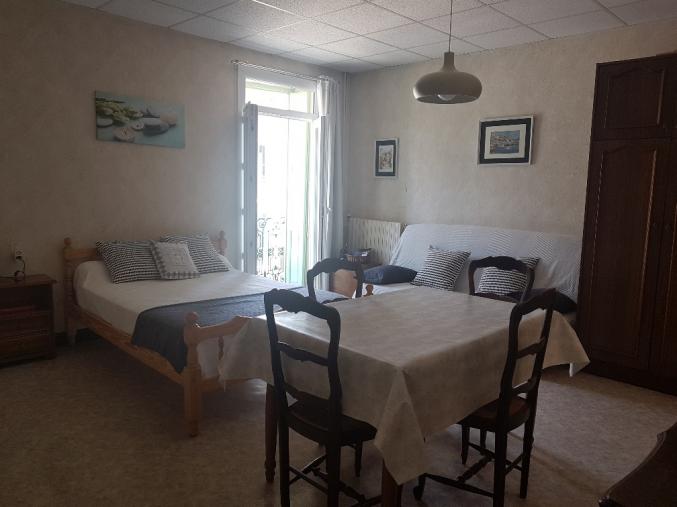 Appt spacieux, rue principale, 5min des cures