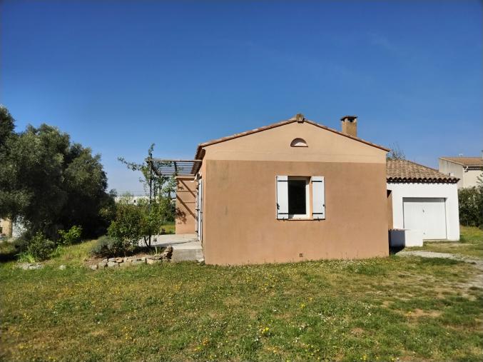 Vends jolie maison entre Nimes et Uzès
