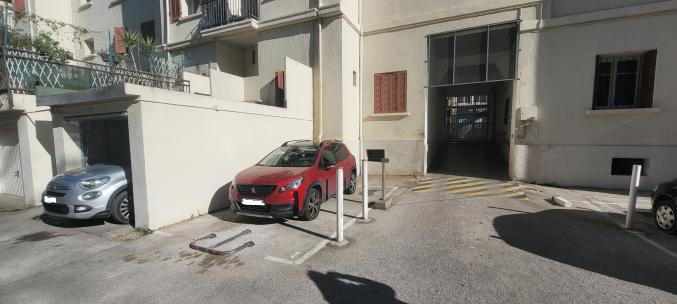Parking privatif 26 rue du Maréchal Fayolle 4eme