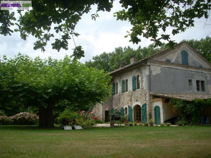 LOCATION SAISONNIERE