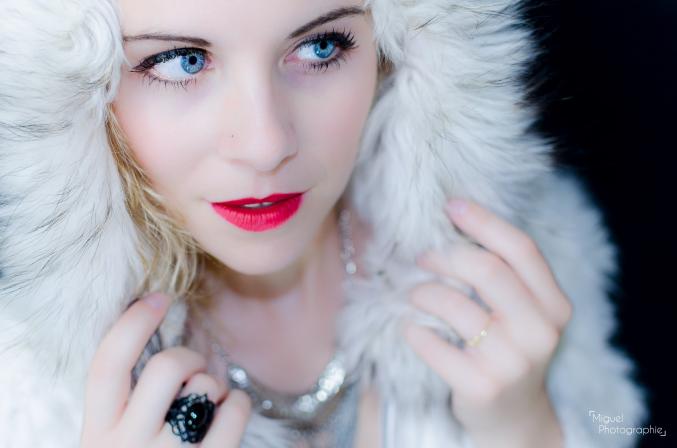 Photographe cherche modèle même débutante