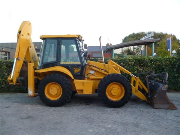 Tractopelle JCB 3CX Super
