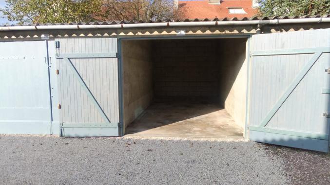 Garage à louer