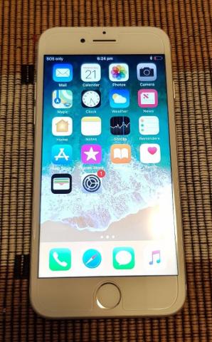 Apple iPhone 7 128GB Silver USED UNLOCKED Cameras
