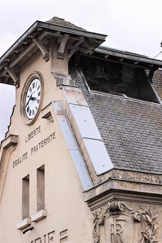 Cœuvres et Valsery, restauration des cloches de la Mairie