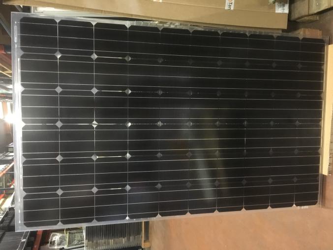Panneaux solaires 230W neuf