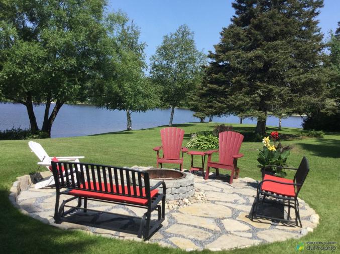 Maison Familiale à louer au Saguenay Canada.