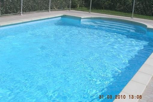 Vends fermette restaurée avec piscine privée