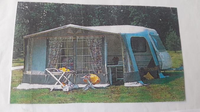 AUVENT POUR CARAVANE