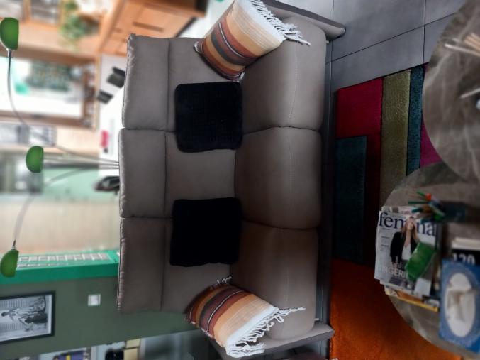 Superbe salon  en  tissus  relas  electrique