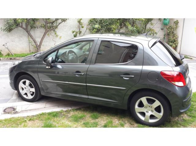 Peugeot 207 (2)