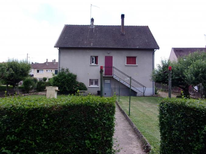 Maison f6 sur sous sol