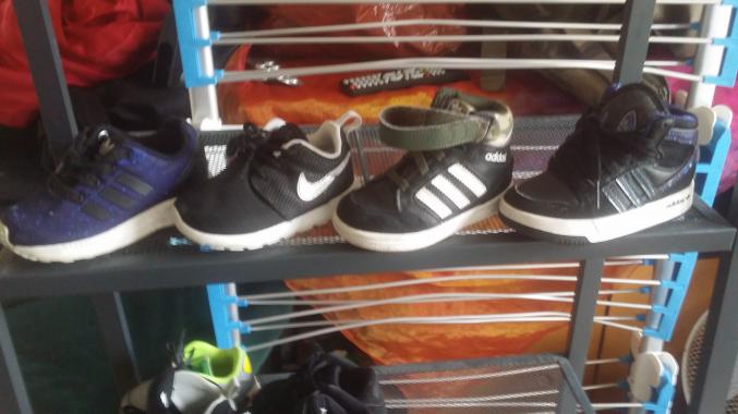 Basket enfant taille 23.5