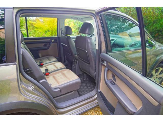 Volkswagen Touran (2) 2.0 tdi 170 fap sportline 7pl