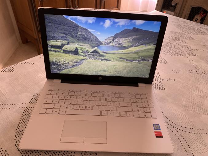 Vends pc blanc  hp