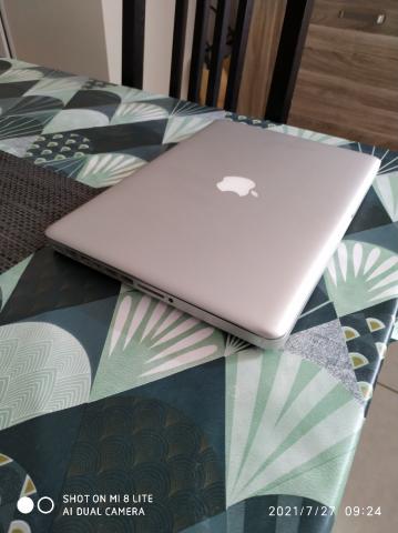 Vends Mac book 13 pouces année 2012