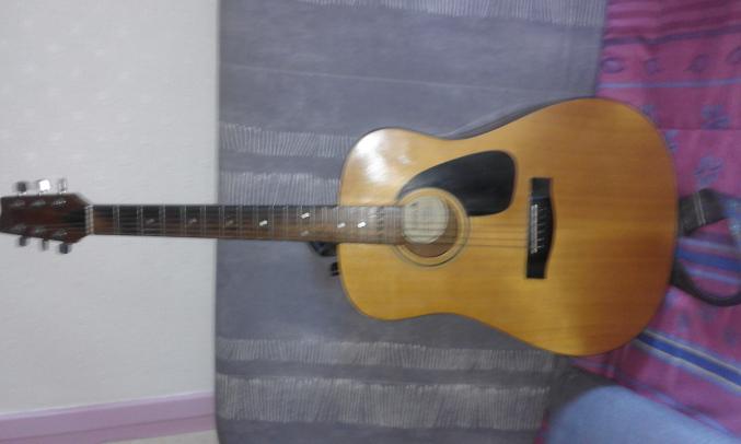 Guitare folk électro acoustique