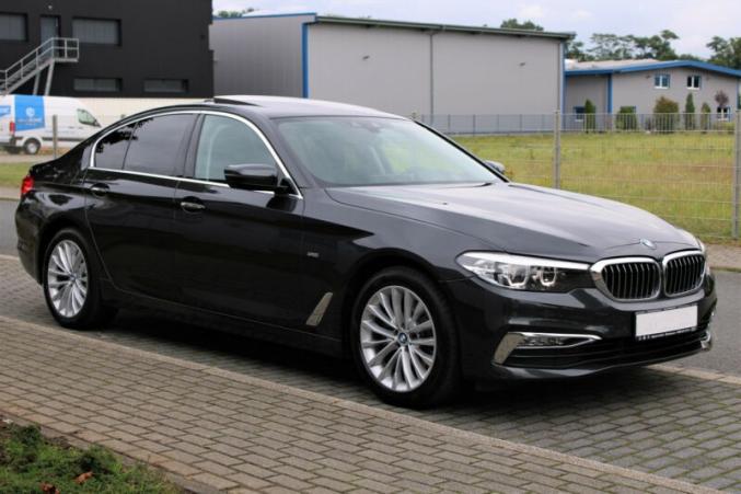 BMW 530d Leder Navi Xenon HeadUp