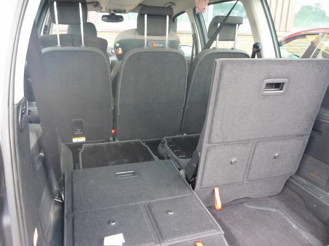 Ford Galaxy 1.9 TDi Ghia