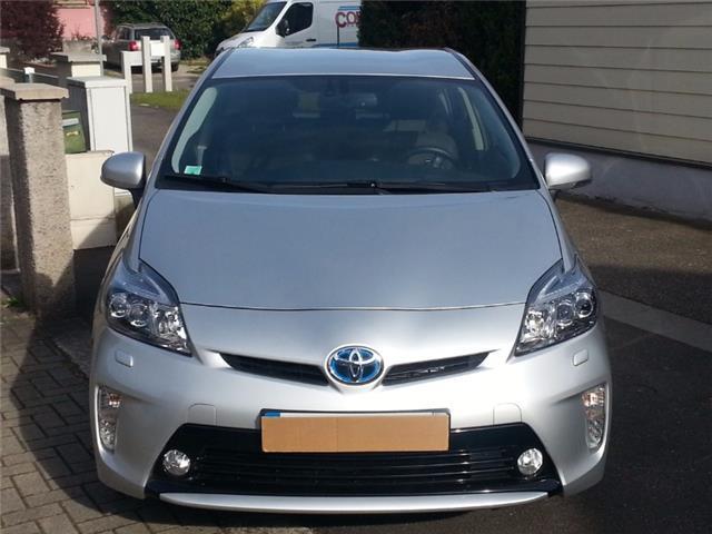 Toyota Prius 136h Lounge 17"