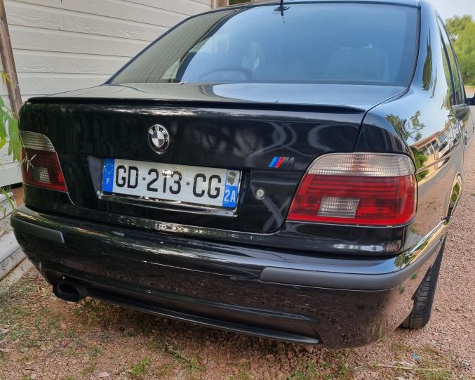 BMW E 39 530 DA PACK SPORT ORIGINE 2003