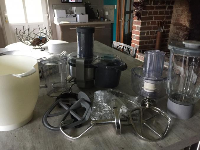 Robot kenwood major titanium avec bol inox et bol kenlyte