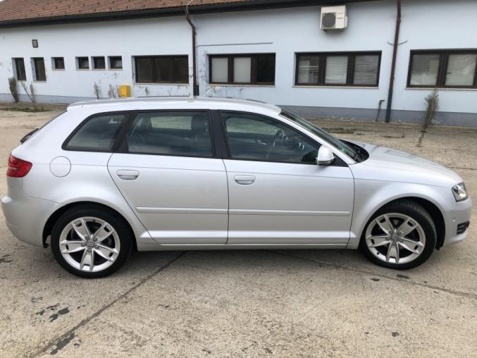 AUDI A3 1.6TDI AMBIENTE CT OK