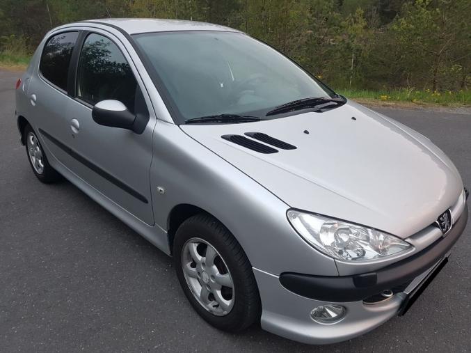 Peugeot 206 1.4-75