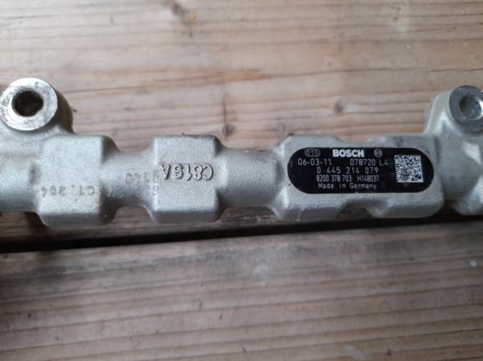 Pieces détachées pour Renault master 2.5 dci 