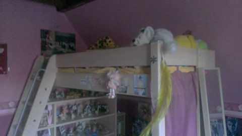 URGENT lit mezzanine