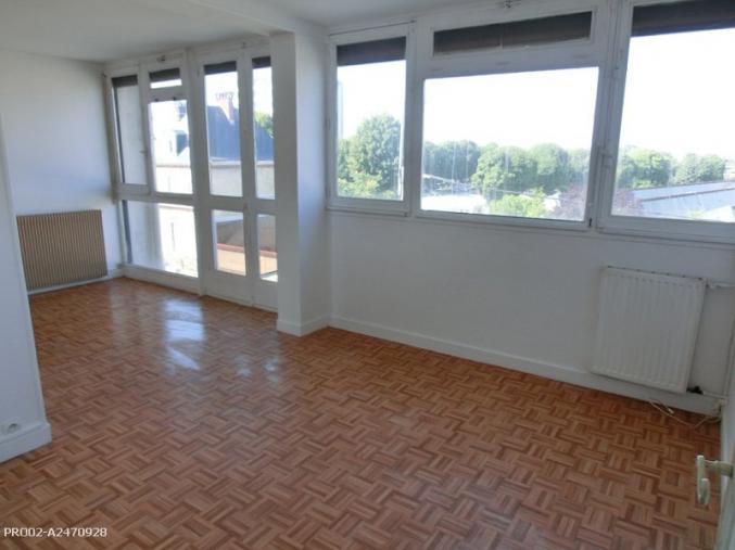 TRES BEAU TYPE 3 REFAIT A NEUF