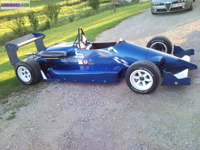 Monoplace reynard f3