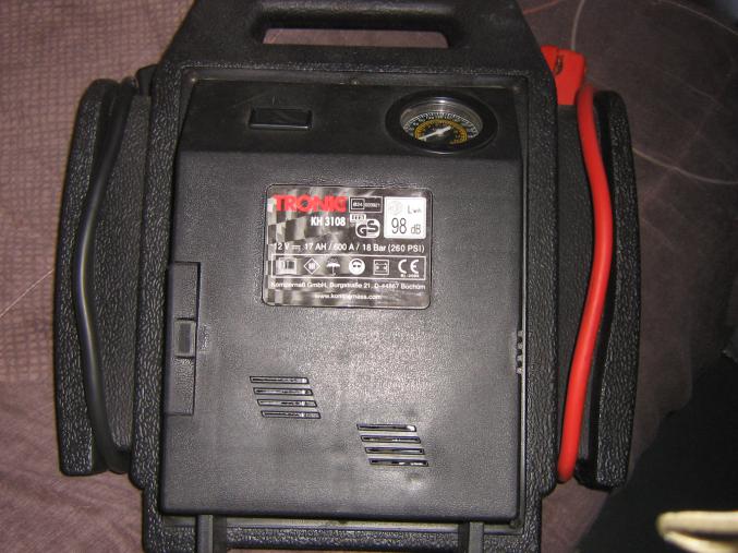 Station de démarrage 12V/230V avec Compresseur d'Air 