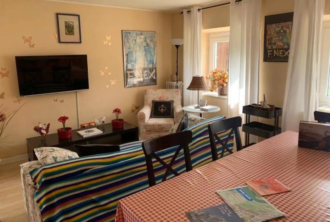 Location un lumineux appartement de trois pièces au rez-de-chaussée