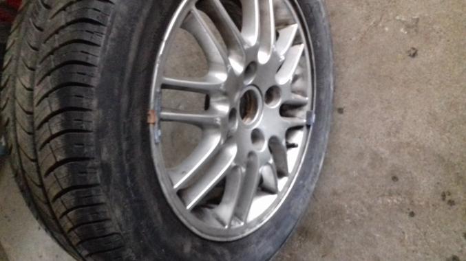 A vendre roue de secours
