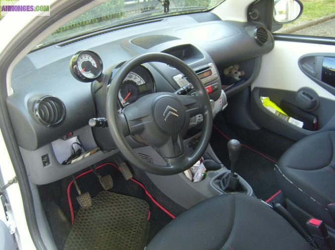 Citroën C1 3 porte essence.