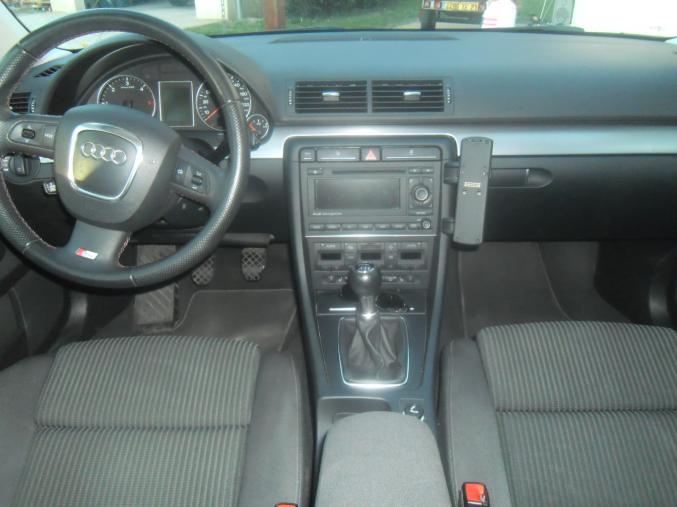 AUDI A4 AVANT 2.0L 170CH SLINE