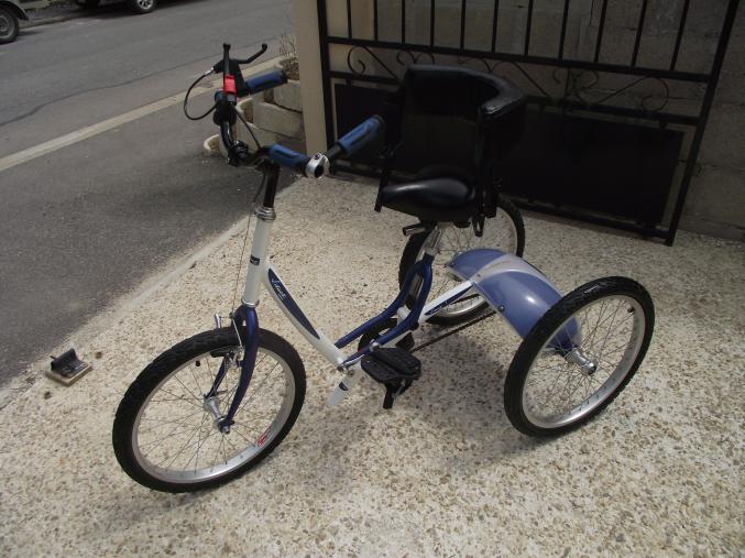Vélo tricycle