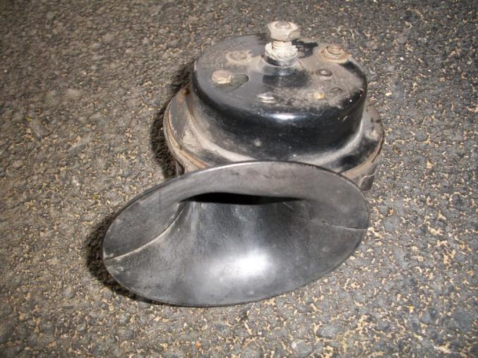 Klaxon ancien 6 Volts