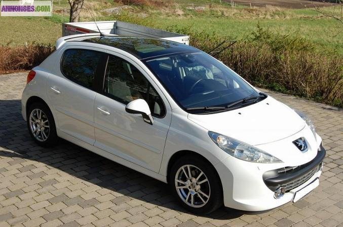 Peugeot 207 1.6 HDI toit Panorama Premium