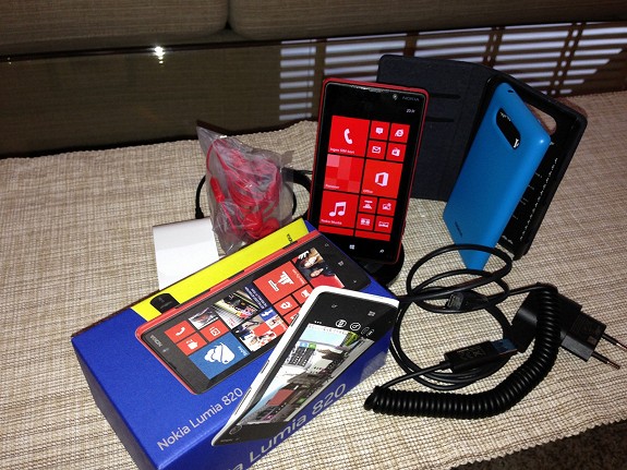 NOKIA LUMIA 820 WINDOWS PHONE