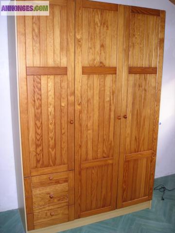 Armoire en pin