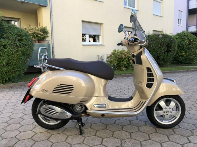 Vespa GTS 300 ABS + ASR