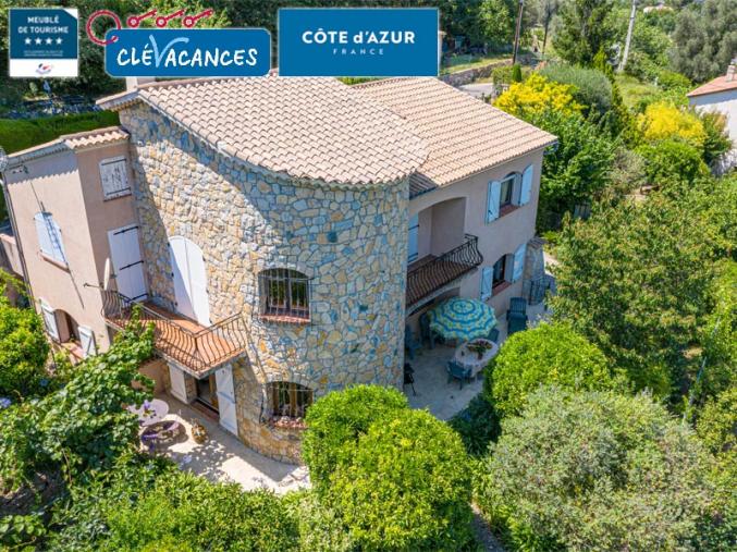 L’EUGENIE- GITE EN FRANCE - COTE D'AZUR – GITE EN VILLA – JARDIN PRIVATIF – VUE PANORAMIQUE