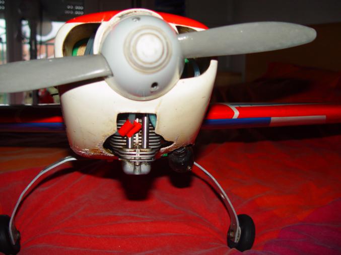 Modelisme moteur+avion